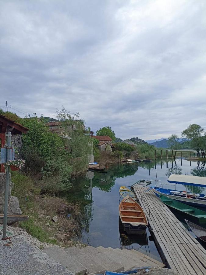 Feel The Karuch Villa เซทินเจ ภายนอก รูปภาพ